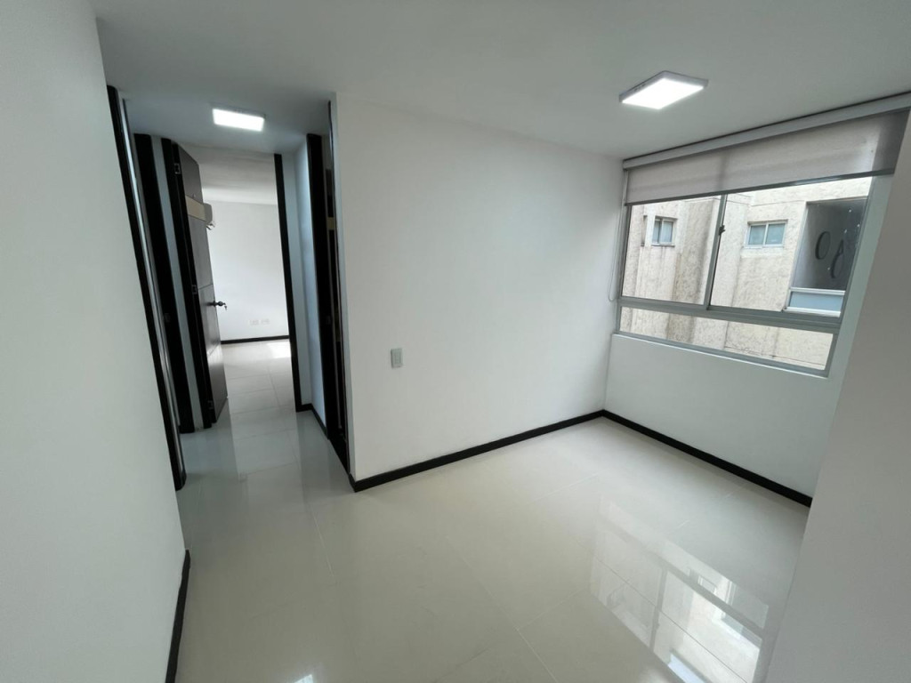 Apartamento En Arriendo - Ciudad Jardín, Cali