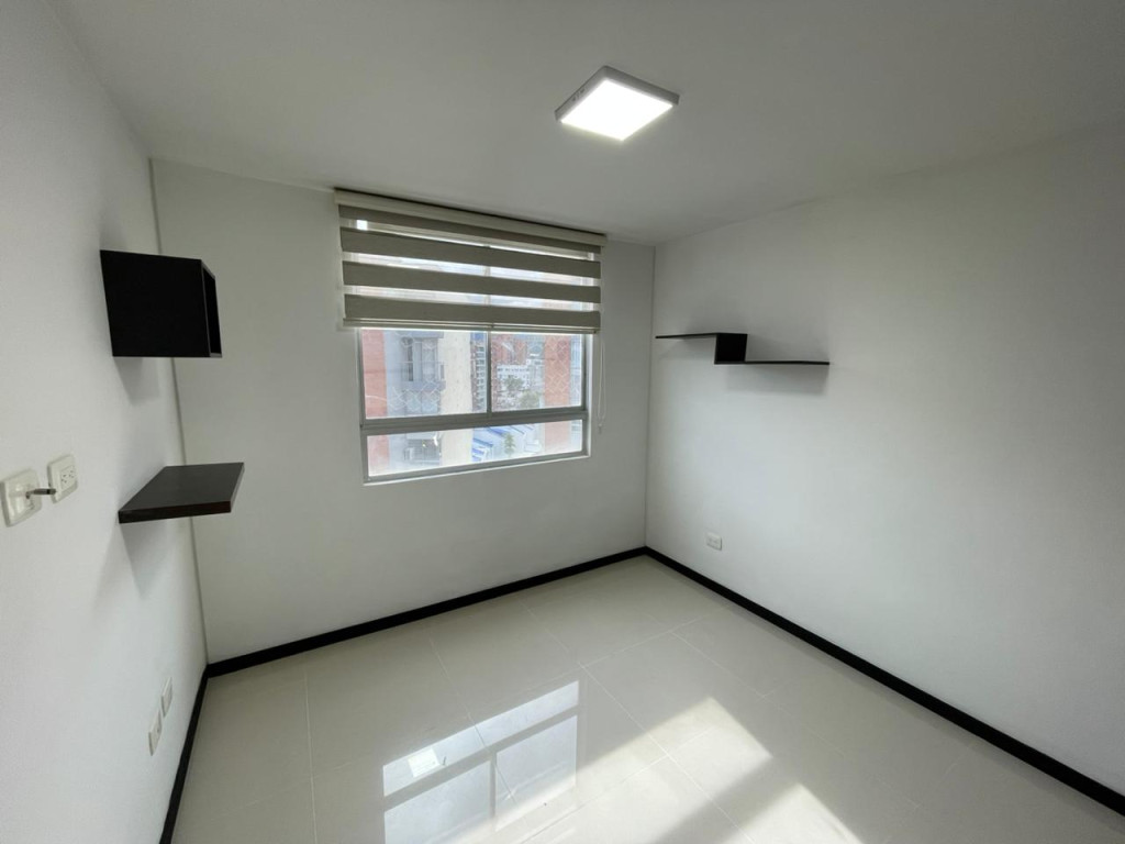 Apartamento En Arriendo - Ciudad Jardín, Cali