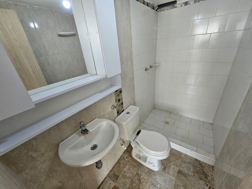 Apartamento En Arriendo - Ciudad 2000, Cali