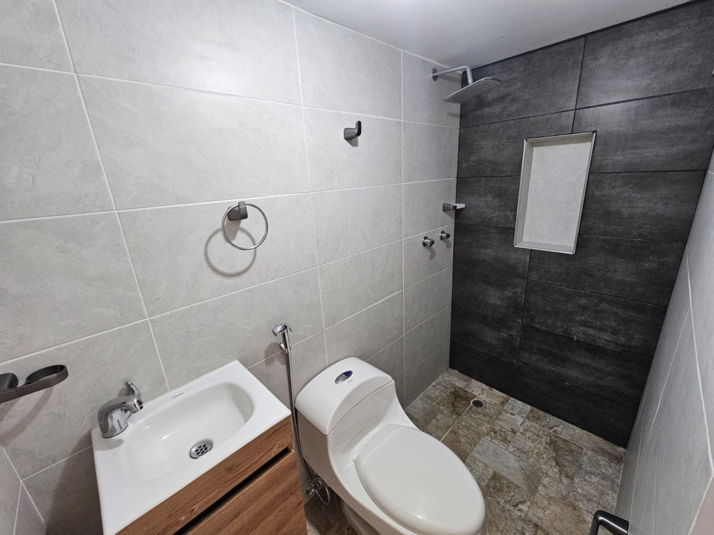 Apartamento En Arriendo - Ciudad 2000, Cali