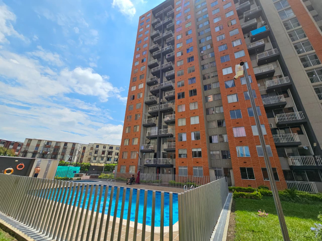 Apartamento En Arriendo - Ciudad 2000, Cali