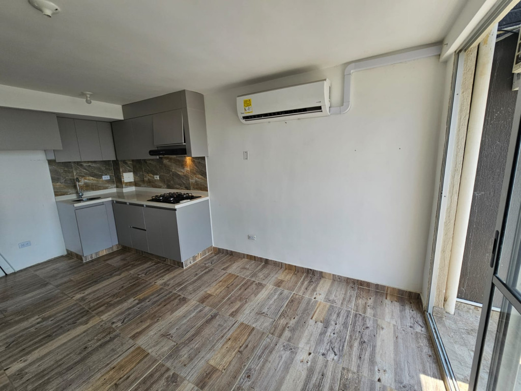 Apartamento En Arriendo - Ciudad 2000, Cali