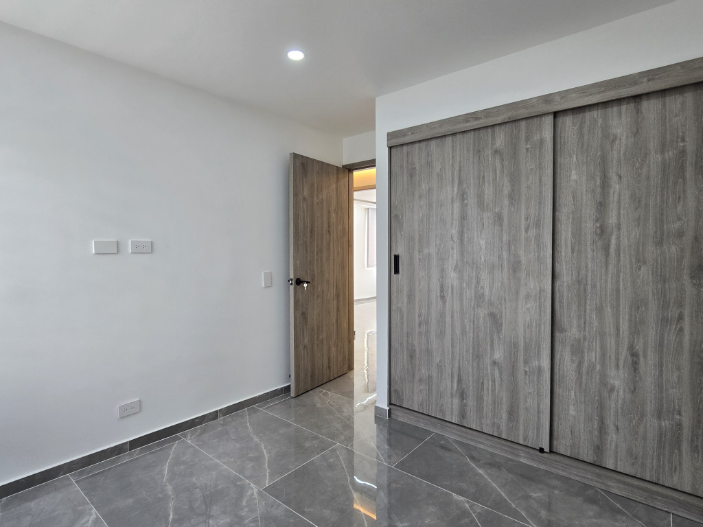 Apartamento En Venta - La Hacienda, Cali