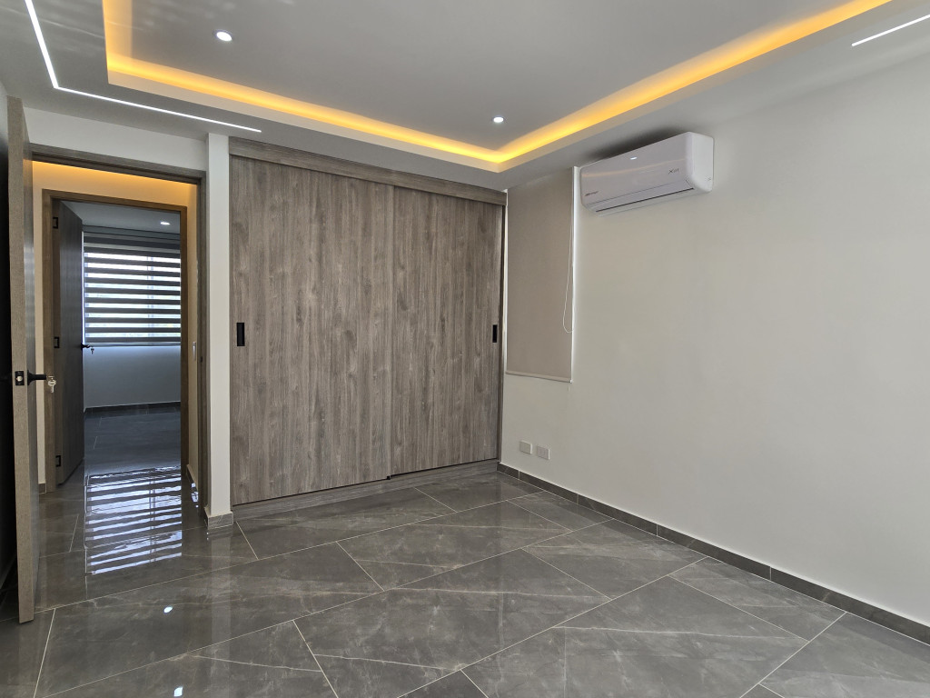 Apartamento En Venta - La Hacienda, Cali