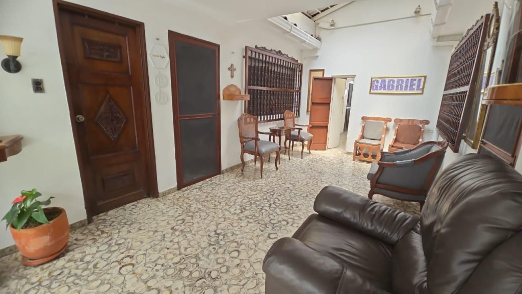 Casa En Venta - Santa Teresita, Cali