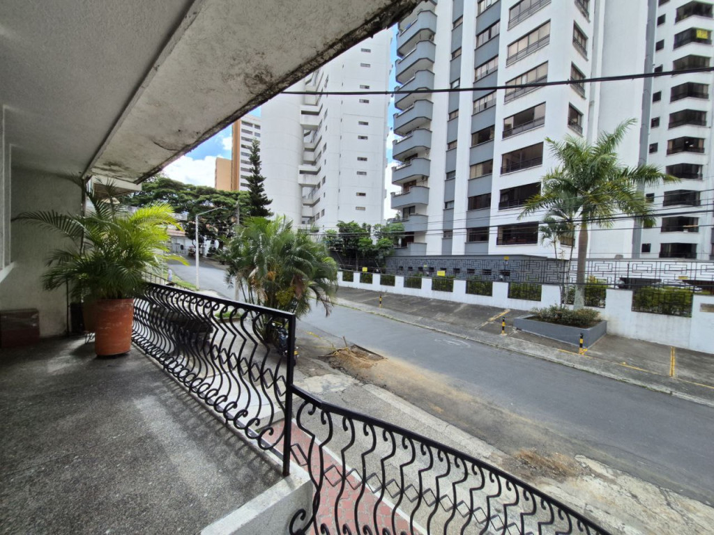 Casa En Venta - Santa Teresita, Cali