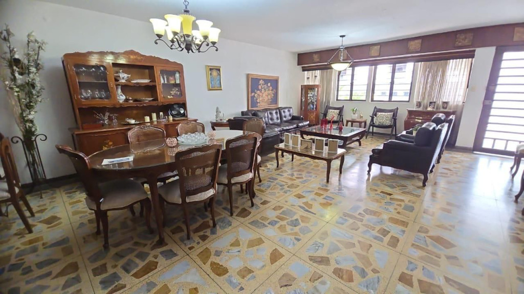 Casa En Venta - Santa Teresita, Cali