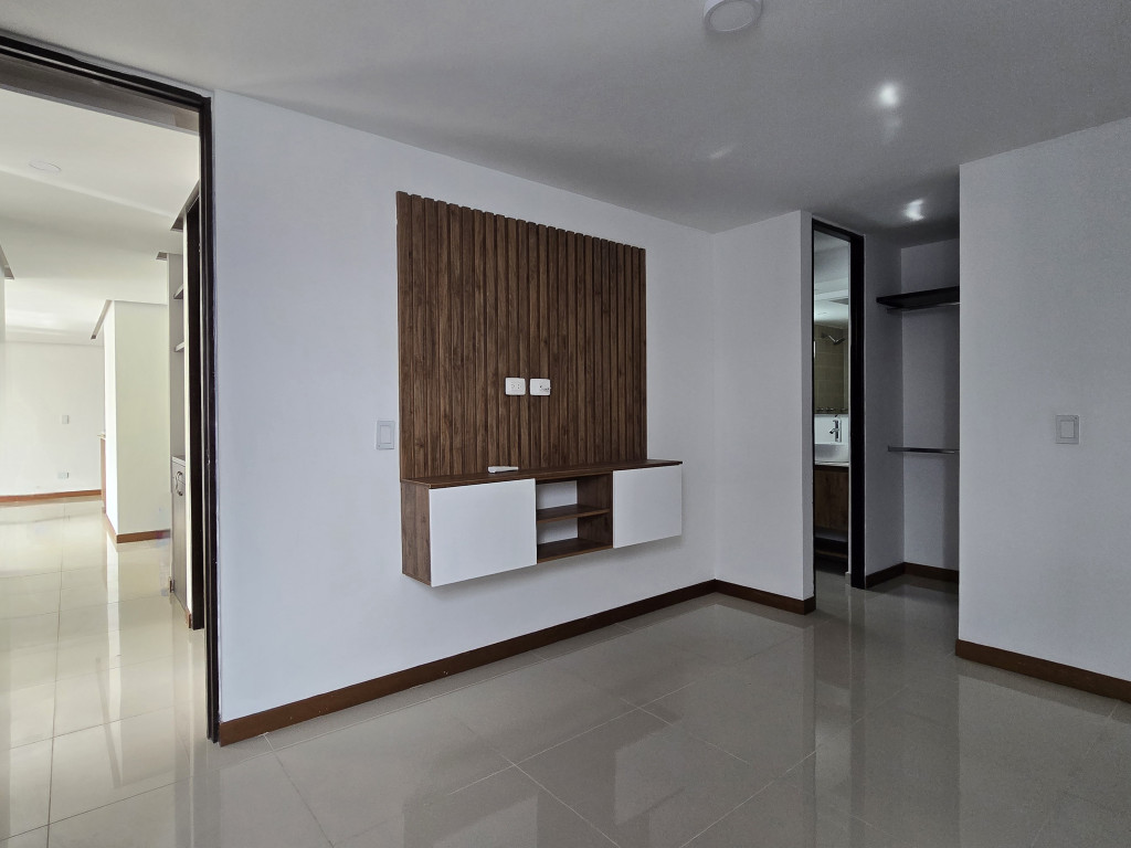 Apartamento En Venta - Valle Del Lili, Cali