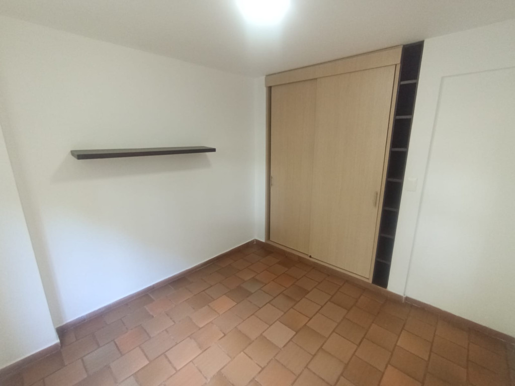 Apartamento En Arriendo - Urbanización La Flora, Cali