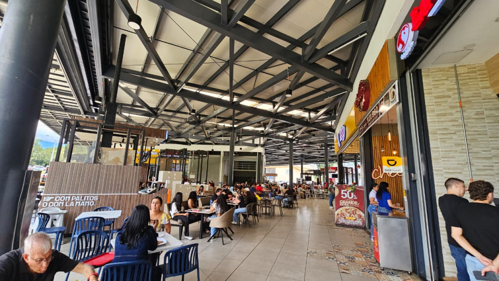 Local En Arriendo - Ciudad Bochalema, Cali