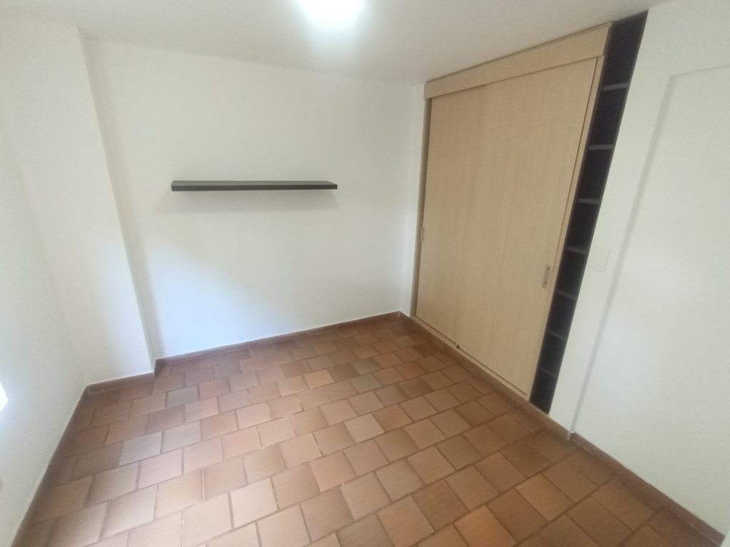 Apartamento En Arriendo - Urbanización La Flora, Cali