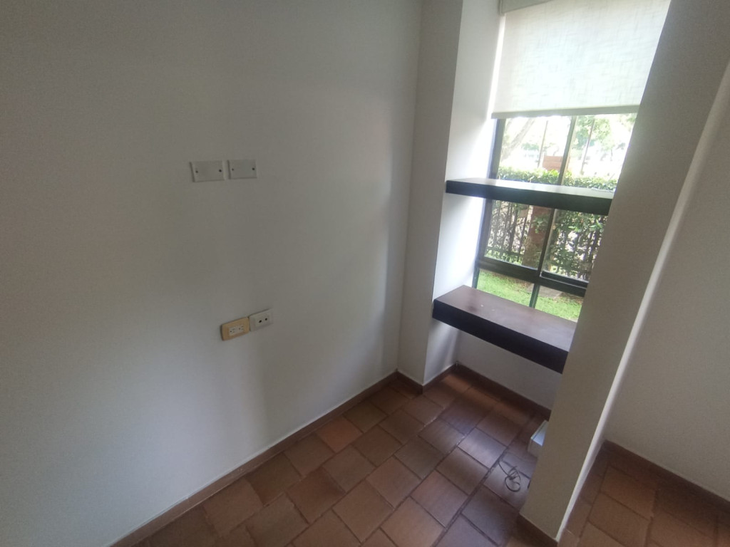 Apartamento En Arriendo - Urbanización La Flora, Cali