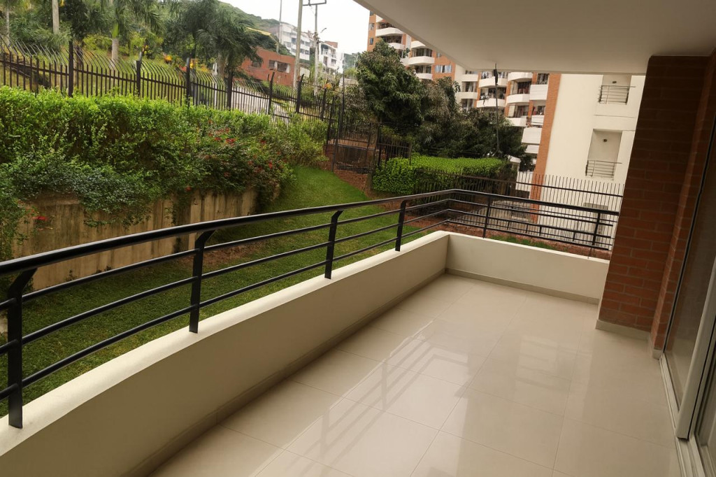 Apartamento En Arriendo - Cristales, Cali