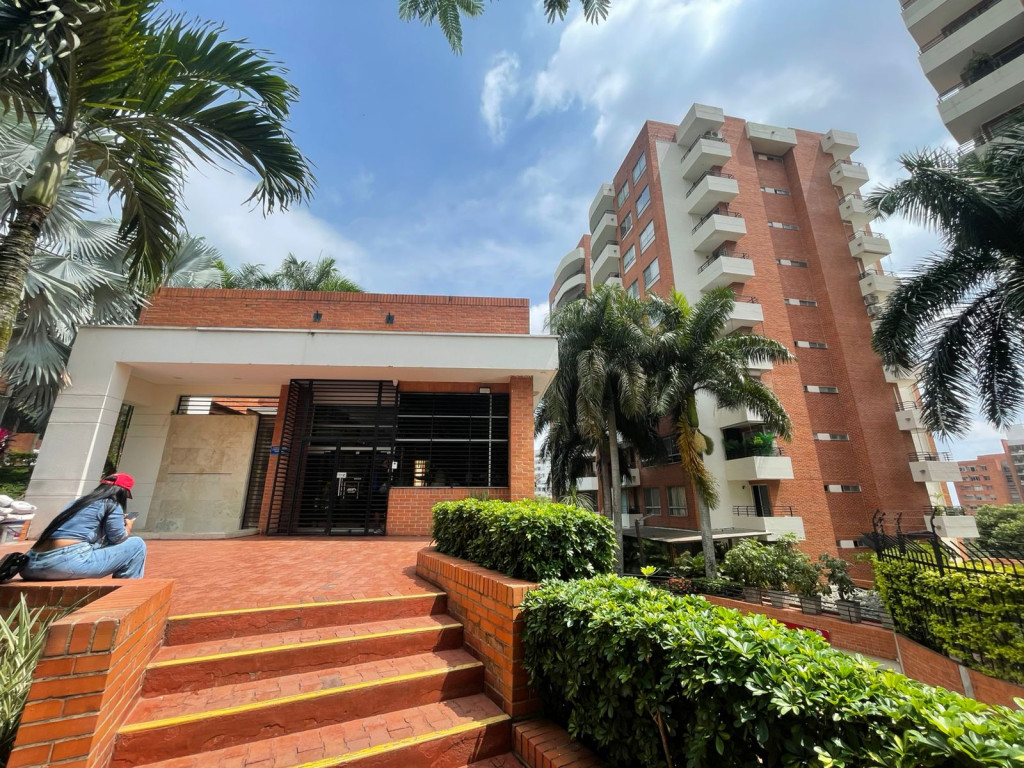 Apartamento En Arriendo - Cristales, Cali