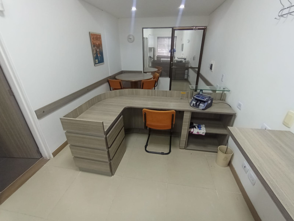 Local En Arriendo - El Limonar, Cali