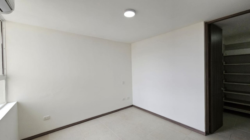 Apartamento En Arriendo - Valle Del Lili, Cali