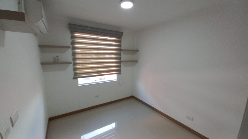 Apartamento En Arriendo - Urbanización La Flora, Cali