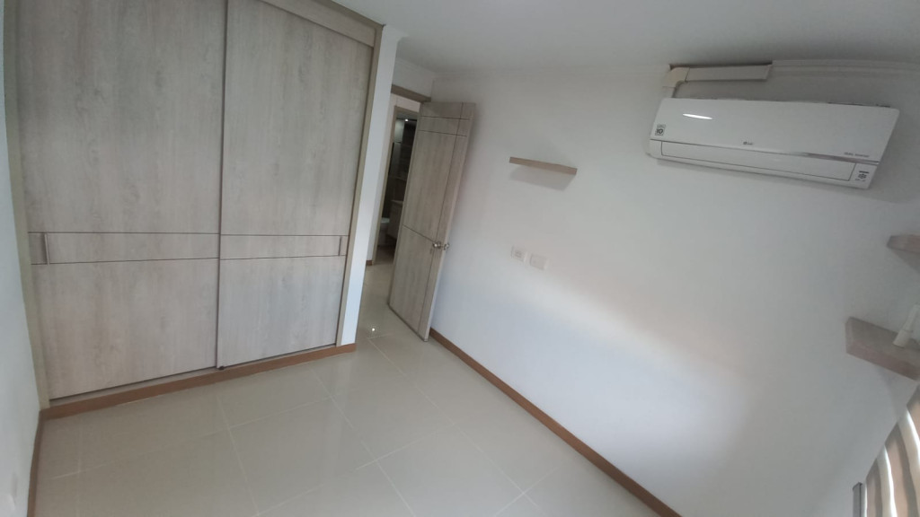 Apartamento En Arriendo - Urbanización La Flora, Cali