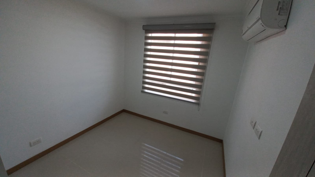 Apartamento En Arriendo - Urbanización La Flora, Cali