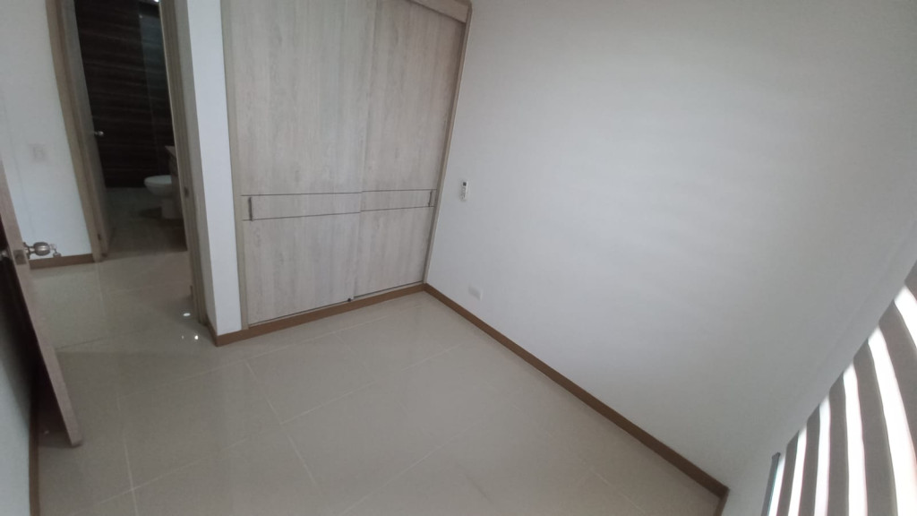 Apartamento En Arriendo - Urbanización La Flora, Cali