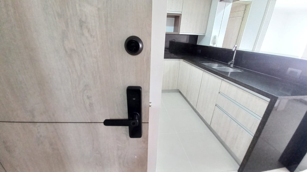 Apartamento En Arriendo - Urbanización La Flora, Cali