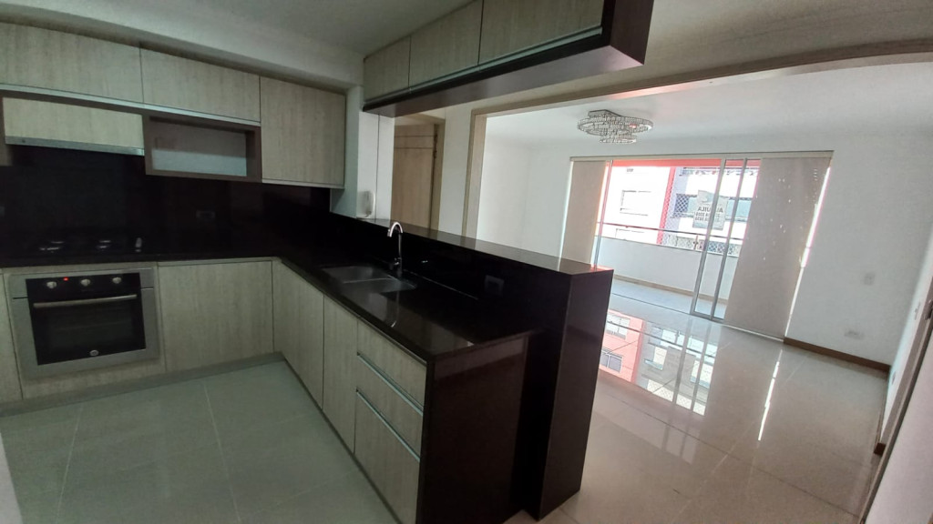 Apartamento En Arriendo - Urbanización La Flora, Cali