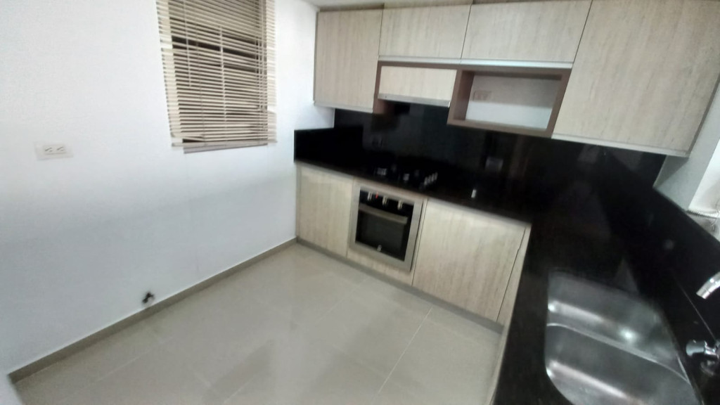 Apartamento En Arriendo - Urbanización La Flora, Cali