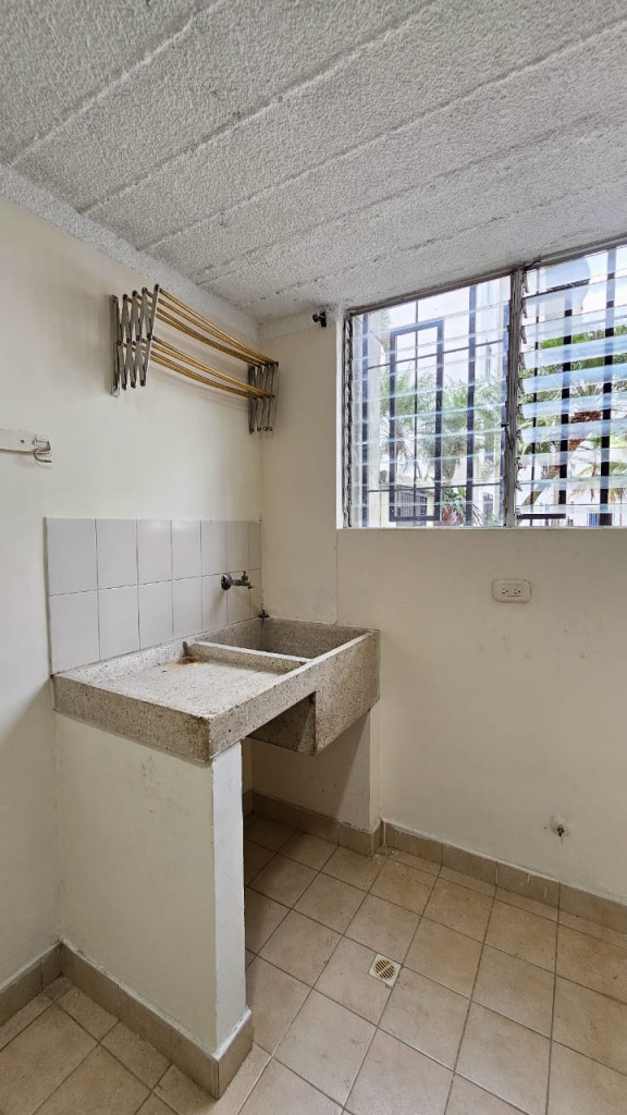 Apartamento En Arriendo - Cañaverales, Cali