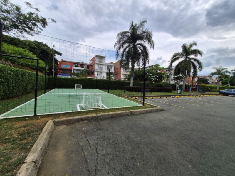 Apartamento En Venta - Valle Del Lili, Cali