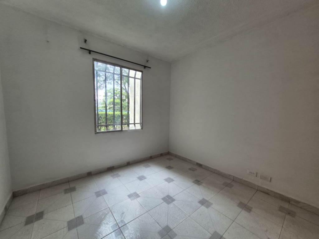Apartamento En Venta - La Alborada, Cali
