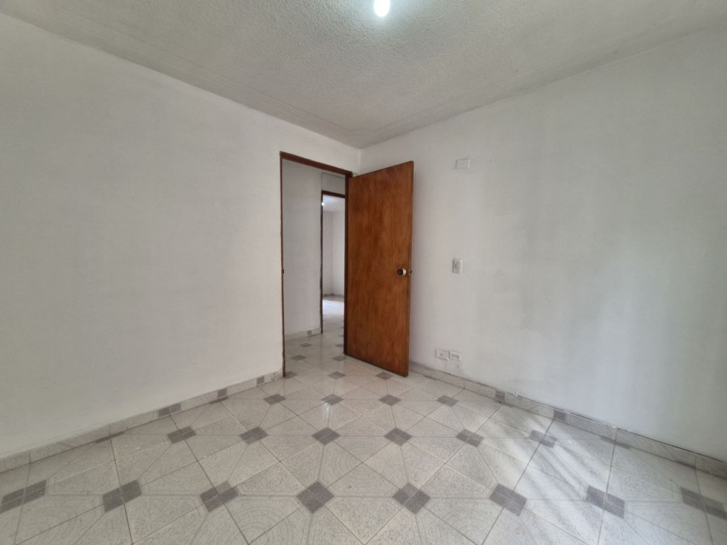 Apartamento En Venta - La Alborada, Cali