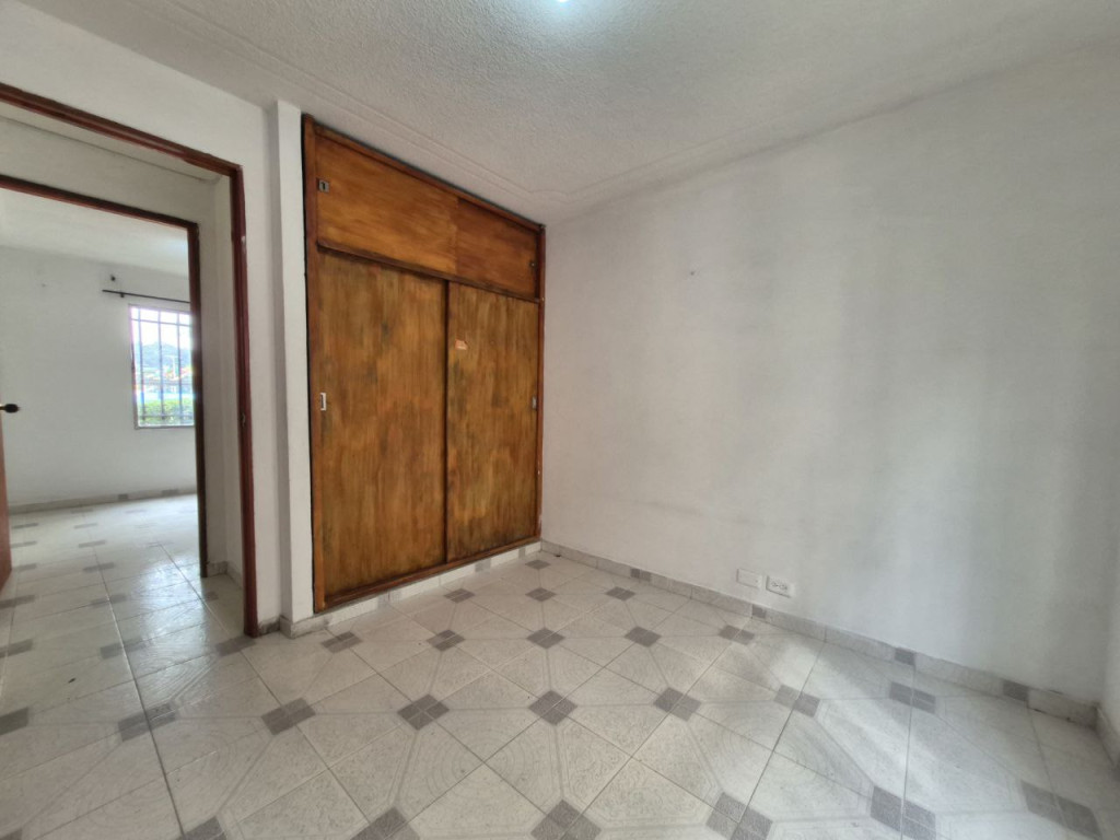 Apartamento En Venta - La Alborada, Cali