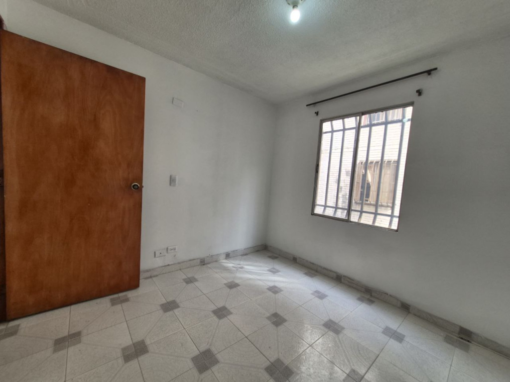 Apartamento En Venta - La Alborada, Cali