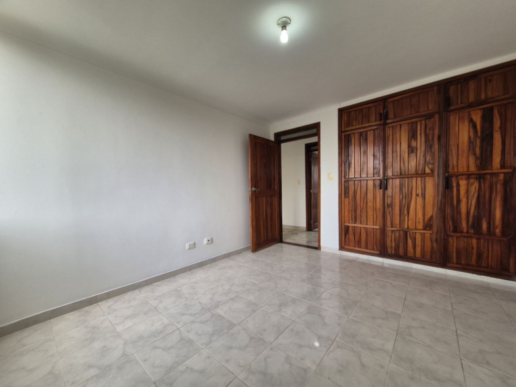 Apartamento En Venta - El Ingenio, Cali