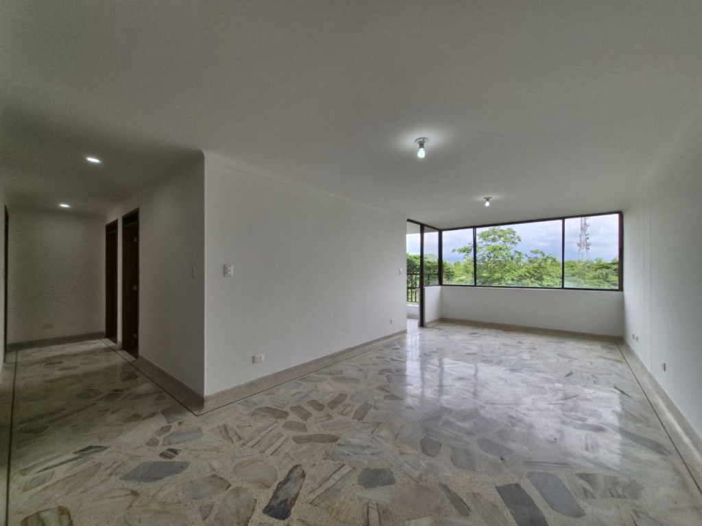 Apartamento En Venta - El Ingenio, Cali