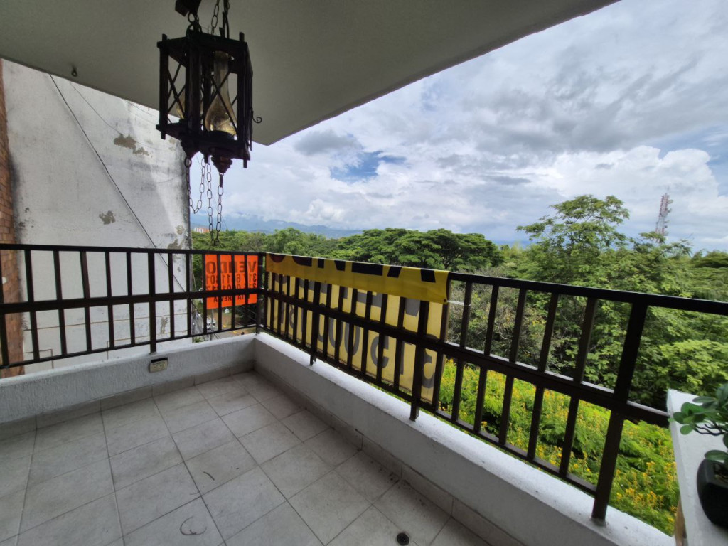 Apartamento En Venta - El Ingenio, Cali