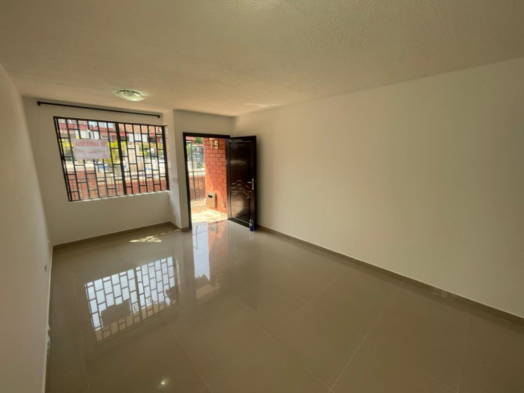 Casa En Arriendo - Santa Anita, Cali