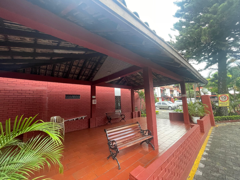 Casa En Arriendo - Santa Anita, Cali