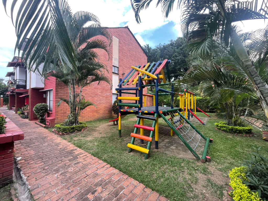 Casa En Arriendo - Santa Anita, Cali