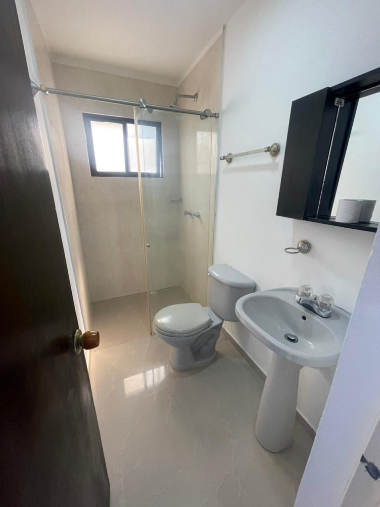 Casa En Arriendo - Santa Anita, Cali