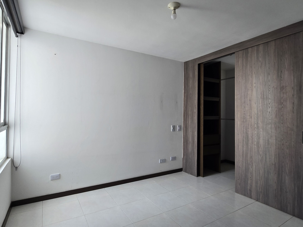 Apartamento En Venta - Valle Del Lili, Cali