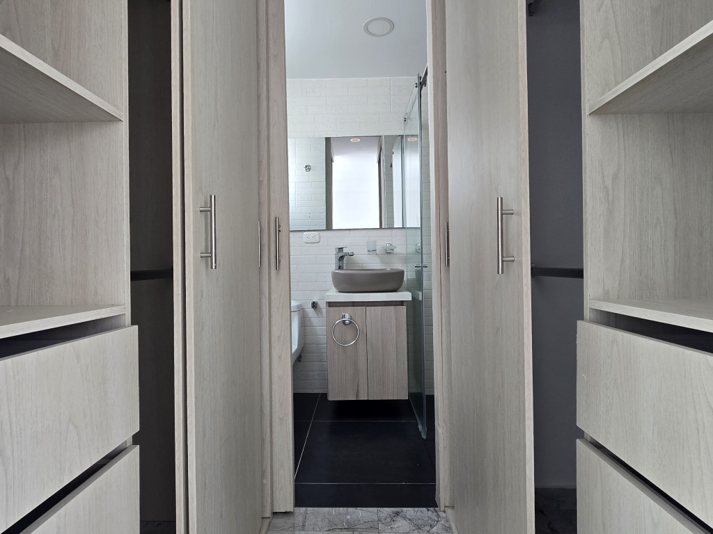 Apartamento En Venta - Valle Del Lili, Cali