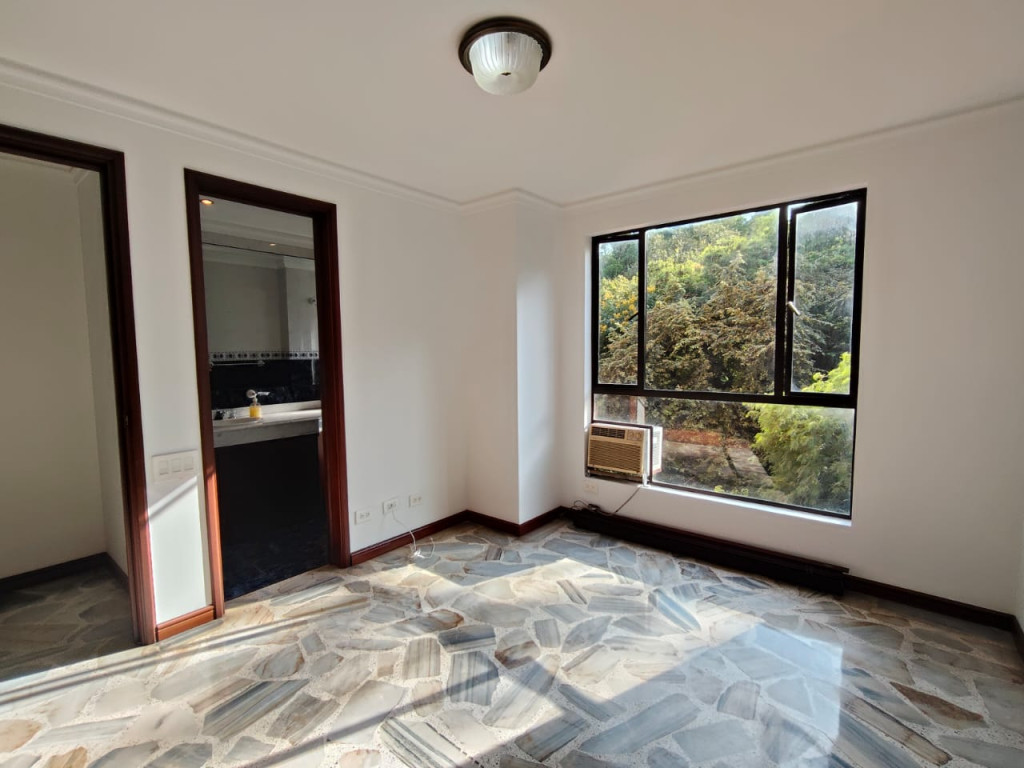 Apartamento En Venta - Granada, Cali