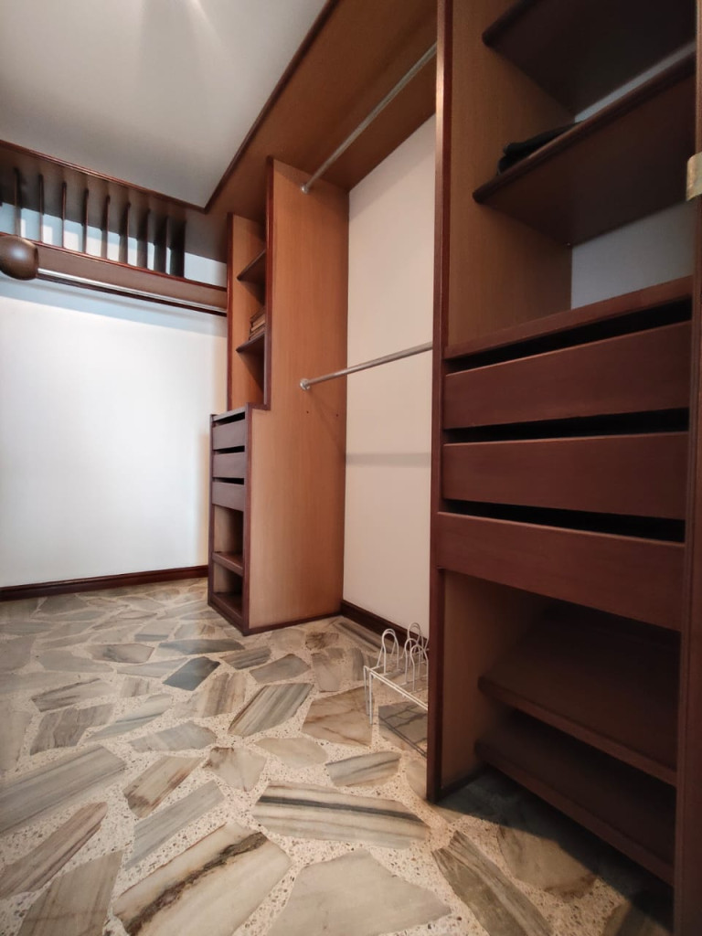 Apartamento En Venta - Granada, Cali