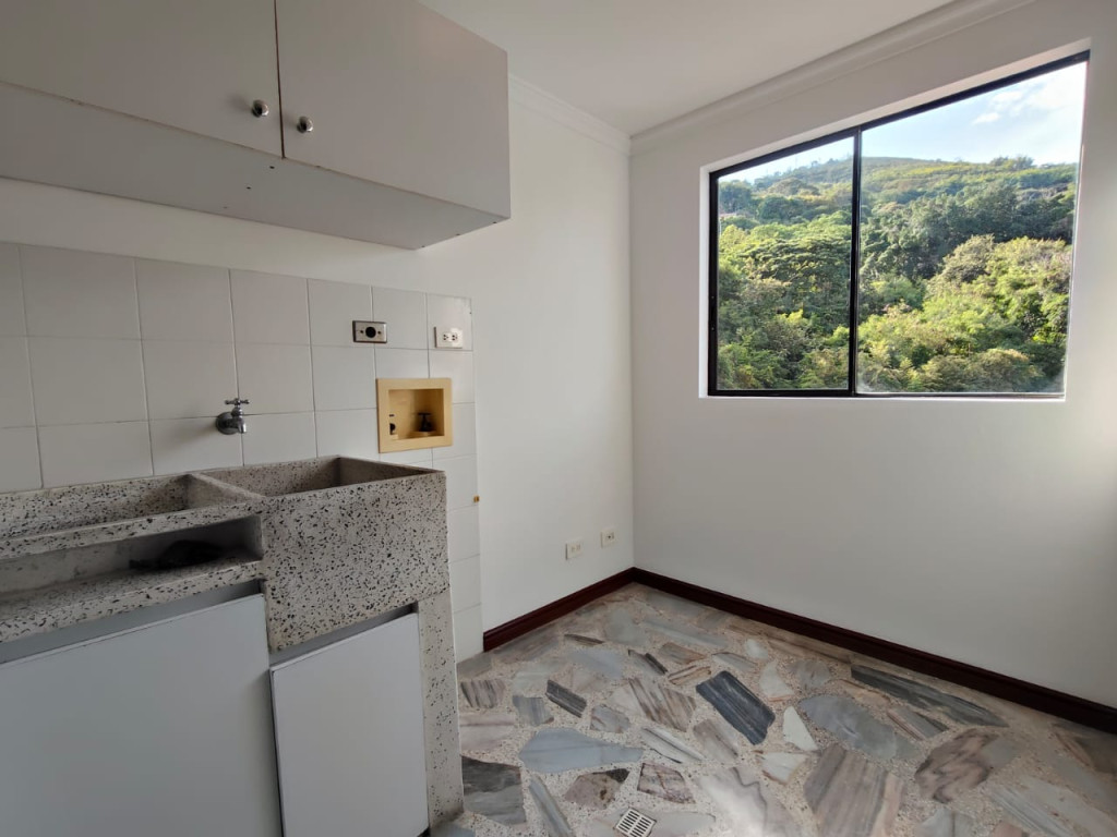 Apartamento En Venta - Granada, Cali