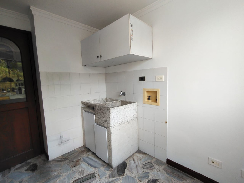 Apartamento En Venta - Granada, Cali