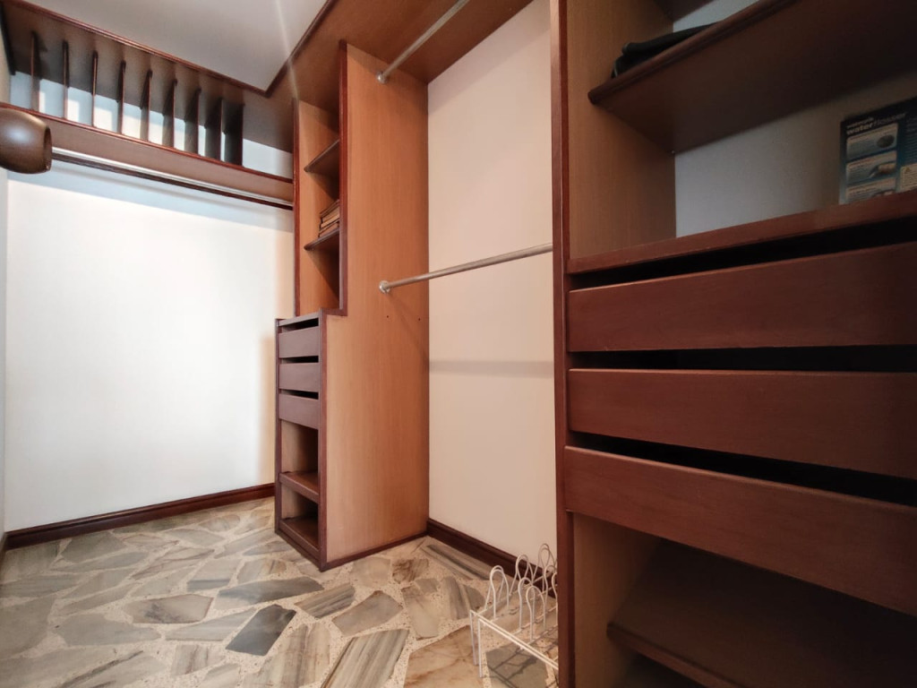 Apartamento En Venta - Granada, Cali