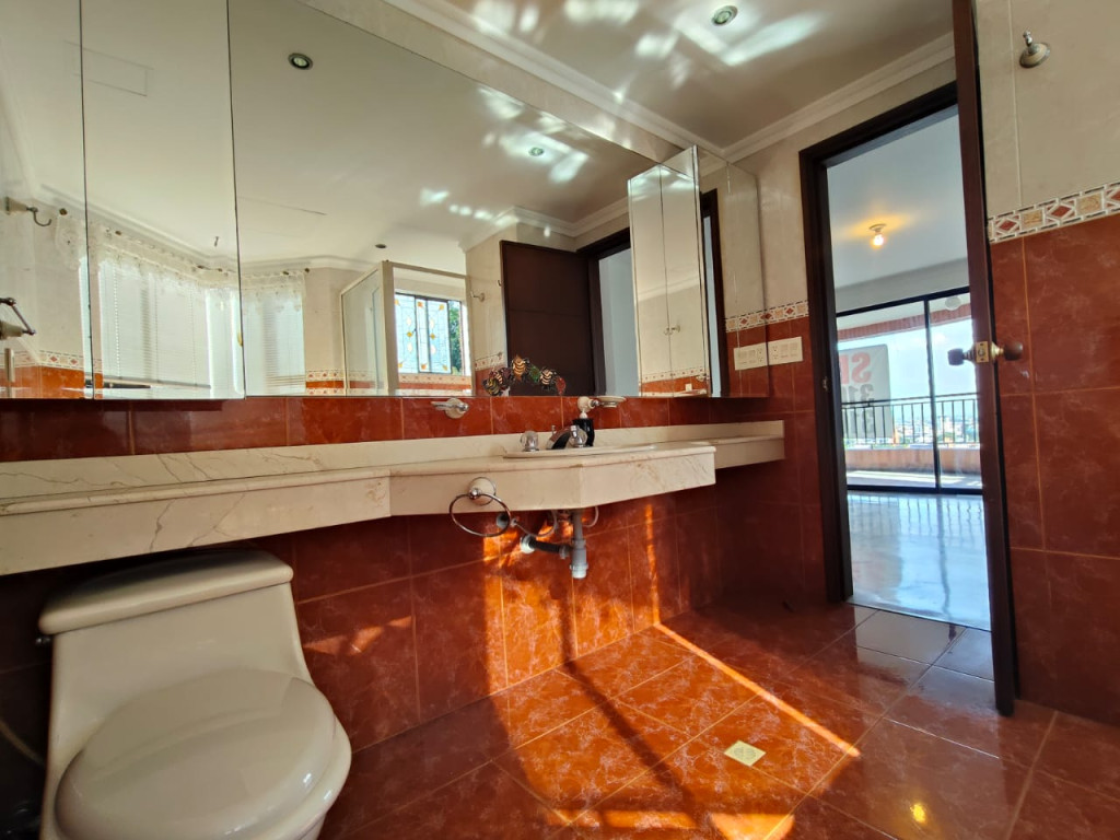 Apartamento En Venta - Granada, Cali