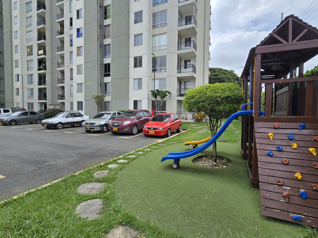 Apartamento En Venta - Bochalema, Cali