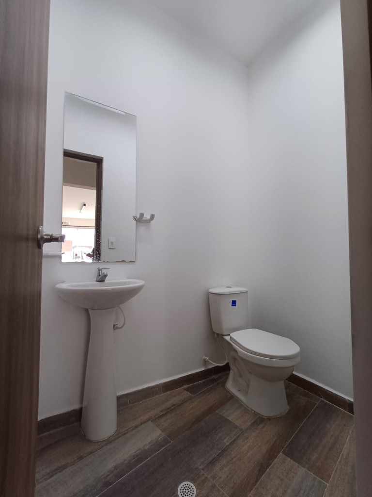 Local En Arriendo - Granada, Cali